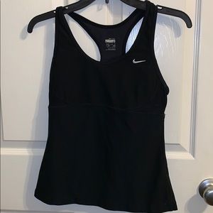 black workout top with built in bra